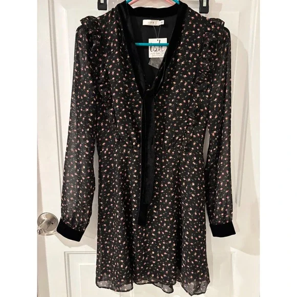 LUSH Black Floral Velvet Trim Long Sheer Sleeve Mini Dress Size S Party - Picture 1 of 4